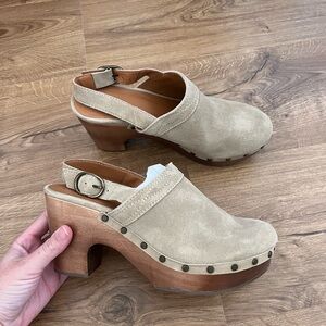 Sezane Taylor clog